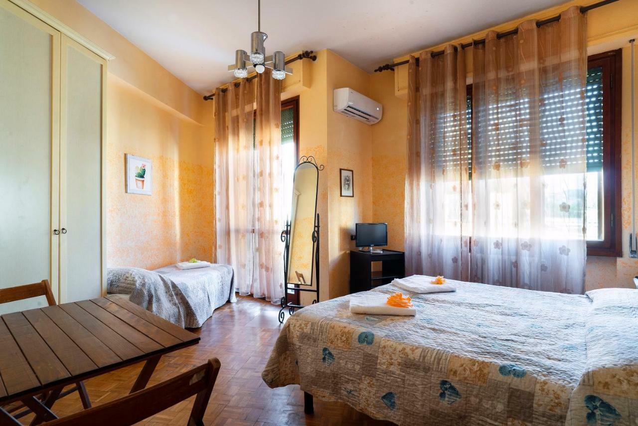Soggiorno Karaba Firenze Bagian luar foto